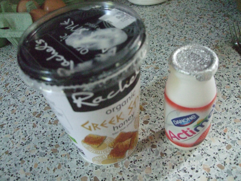 Yogurt can be a powerful probiotic useful vs antibiotics