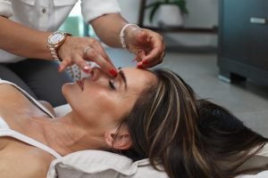 Cosmetic acupuncture