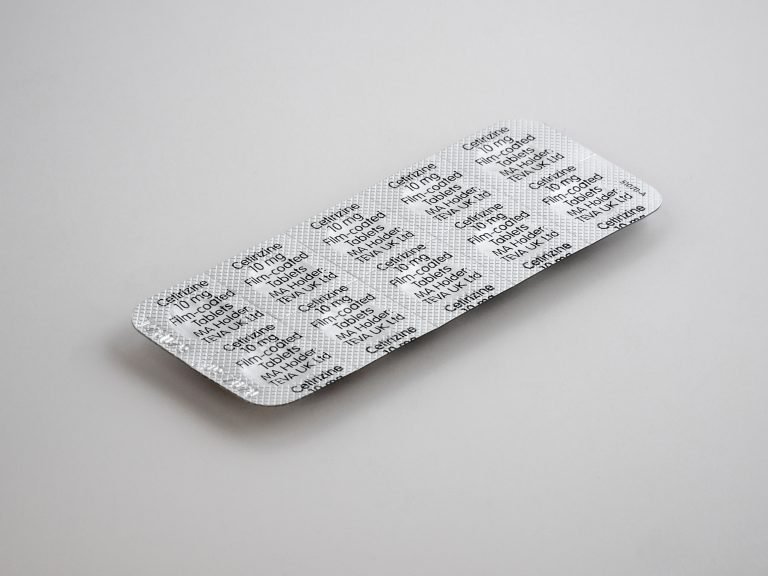 Medication for allergic rhinitis