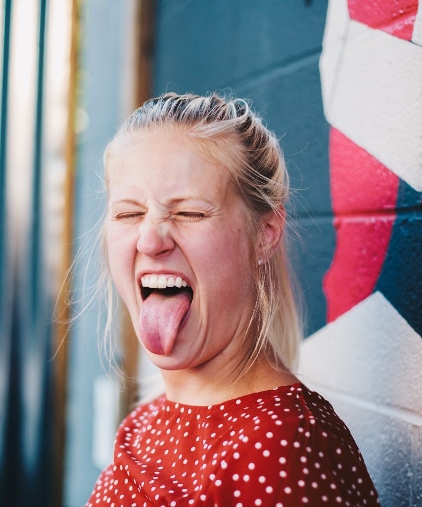 Tongue is usually normal at start when Stomach Qi rebels