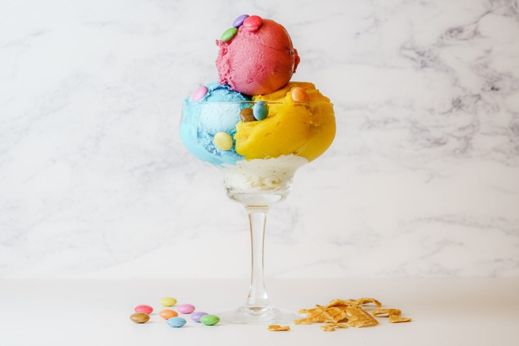 ice cream with cherry on top: cold foods are nearly always damp foods.