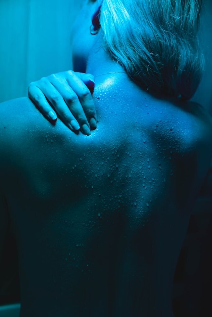 Neck rigidity - symptom of Heat Citorious Stirring Wind