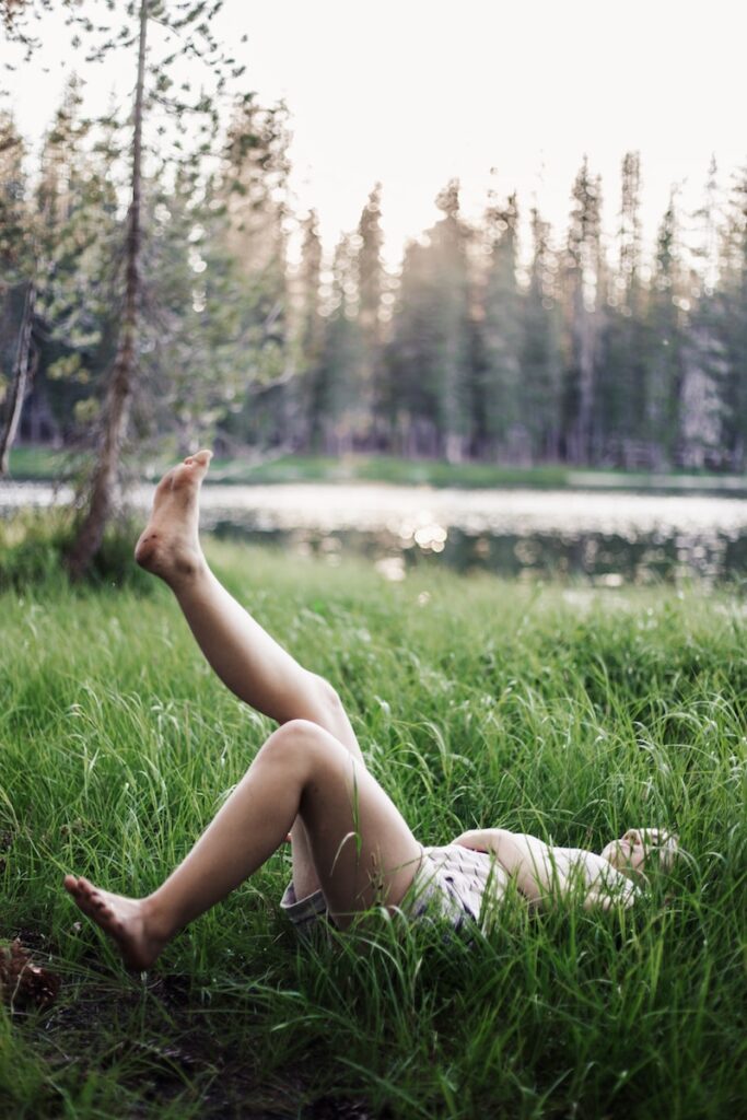 Elevating the leg often helps knee pain